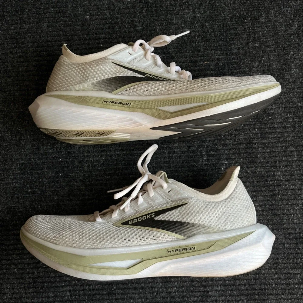Brooks Hyperion Max Men Running Shoes White Green 1104651D139 Size 10.5 athletic